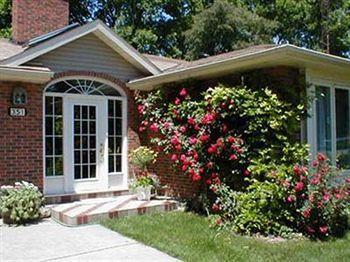 Dorchester House Bed and Breakfast Niagara Falls Esterno foto